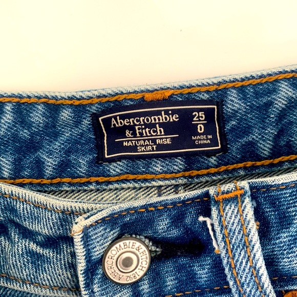 A&F Jean Skirt (size 0/25) - Picture 3 of 3